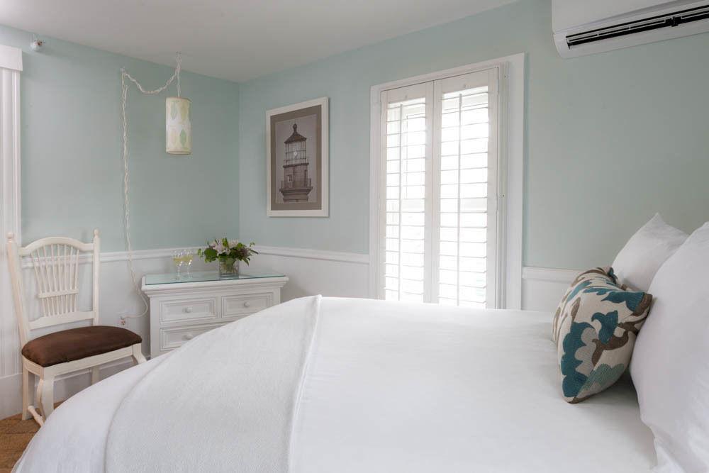 Vineyard Square Hotel And Suites Edgartown Exterior photo