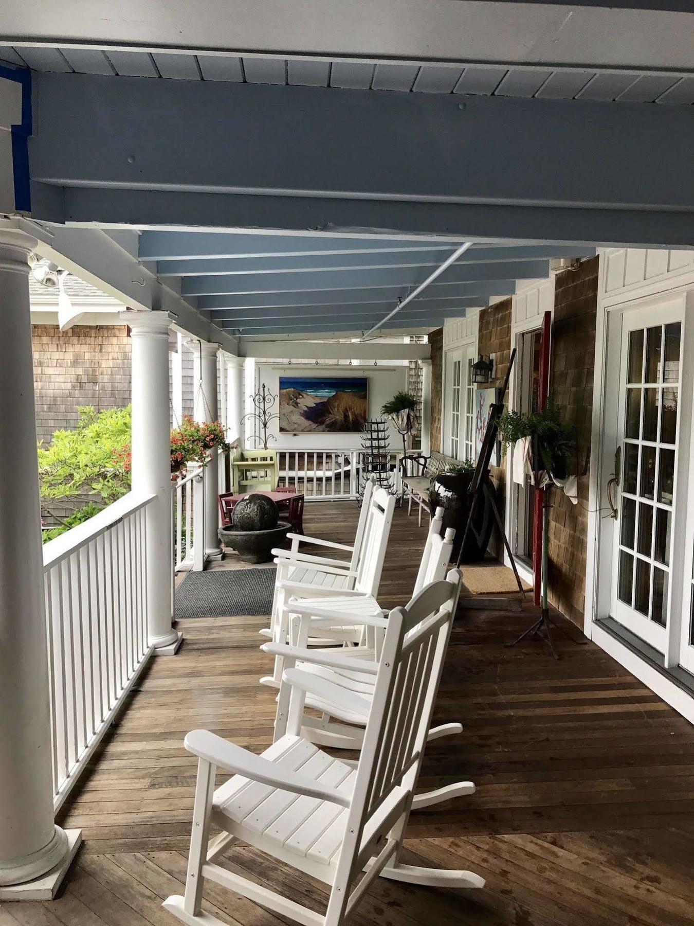 Vineyard Square Hotel And Suites Edgartown Exterior photo